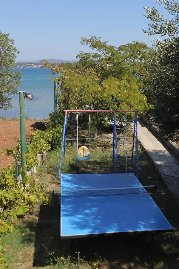 Apartment Tkon 8377A Chorwacja