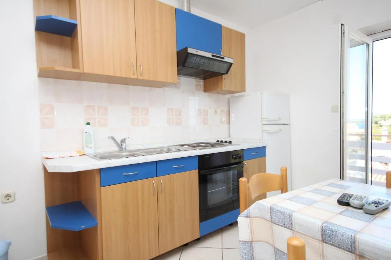 Apartment Tkon 8377A